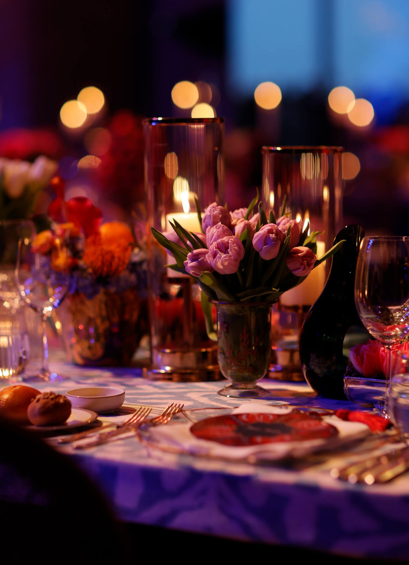 Luxurious Festive Dinner Montage vidéo en cours de réalisation